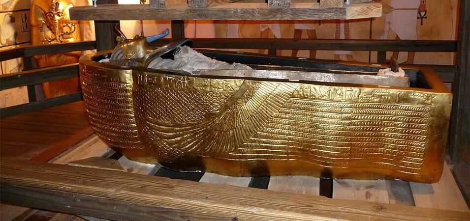 Egyptian museum tour- Tomb-of-King-Tutankhamun