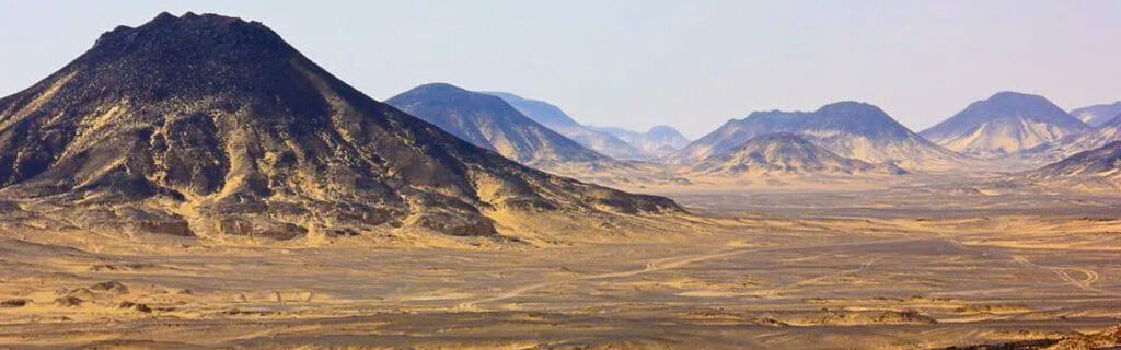 The Black Desert in Egypt reveals its mysterious beauty.