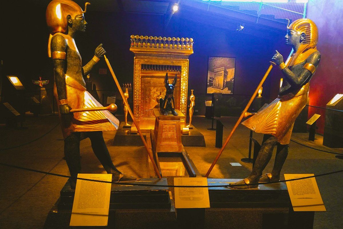 Half Day Tour to Egyptian Museum photo