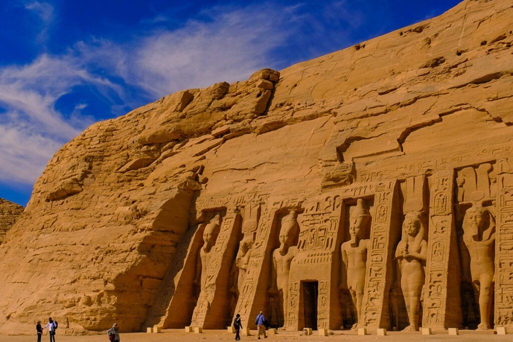 Trip to Abu Simbel from Aswan by car