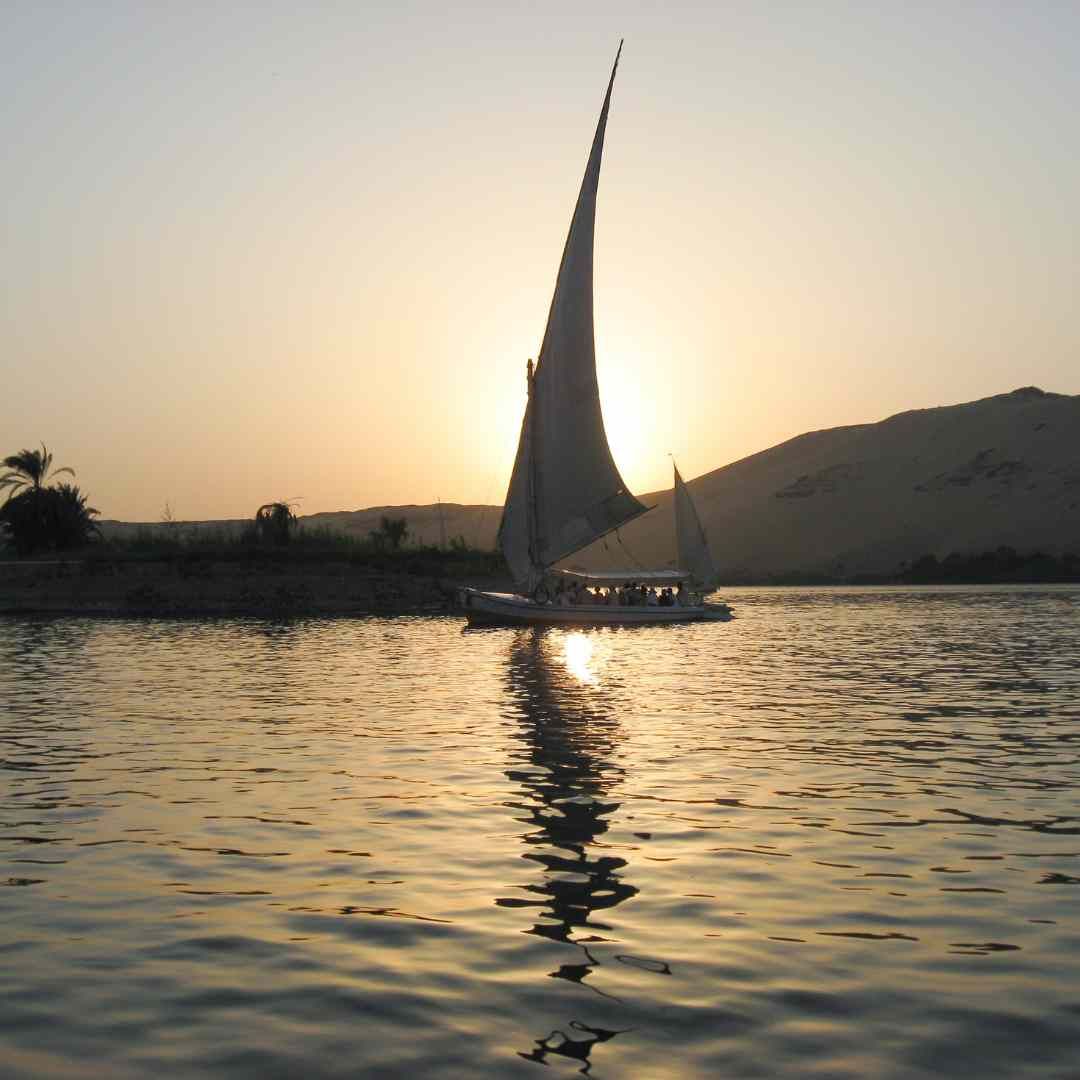 Best Way to Travel Around Egypt