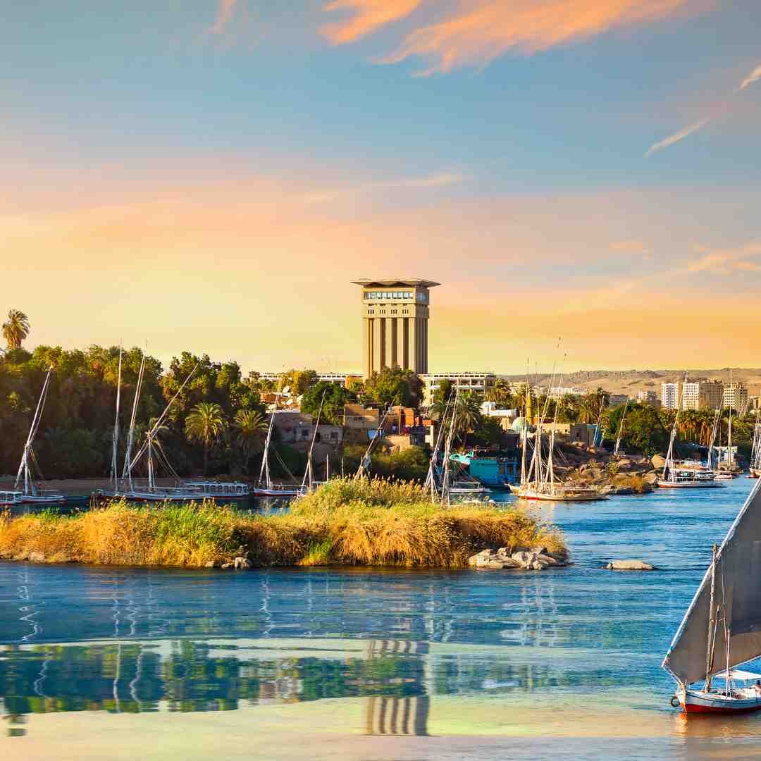 Why a Luxor Egypt Tours Cruise is the Best Way to Explore Egypt