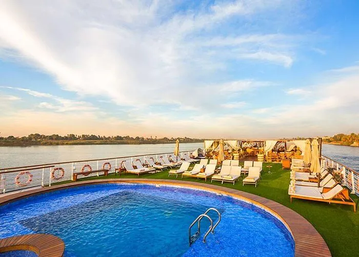 Farah Nile Cruise5