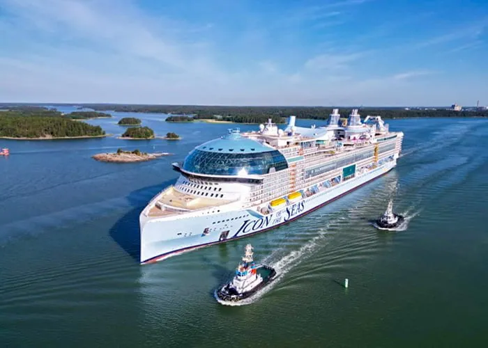 giant-passenger-transport-boats