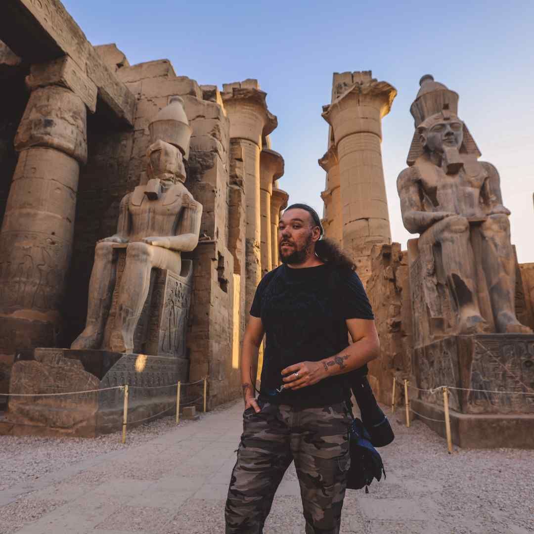 Luxor guided tours, Luxor tour guides, private guide Luxor, Karnak temple guide, Luxor private tour guides, Luxor tour guide.