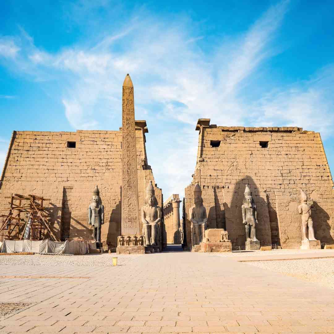 why was the luxor temple built