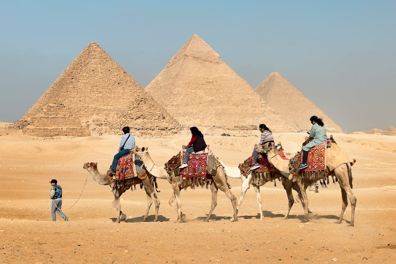 Pyramids of Giza Tour: A Journey Back in Time