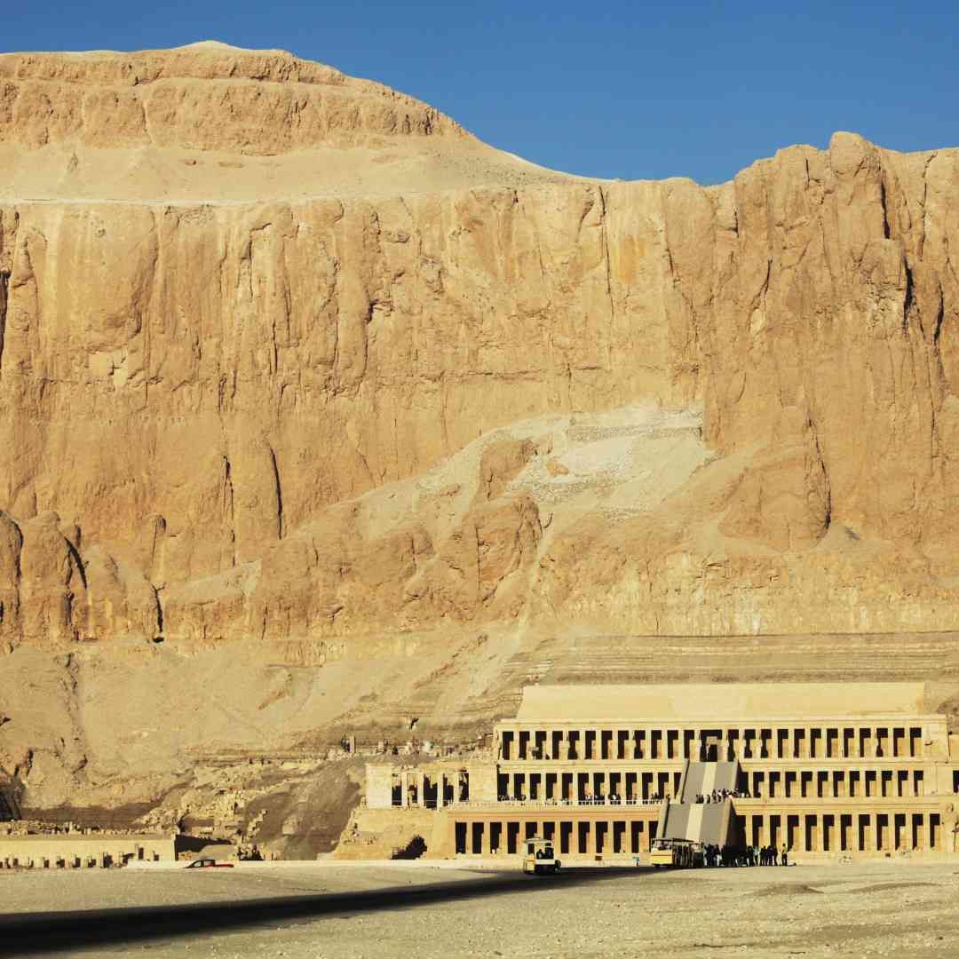 Nile cruise, Hatshepsut temple