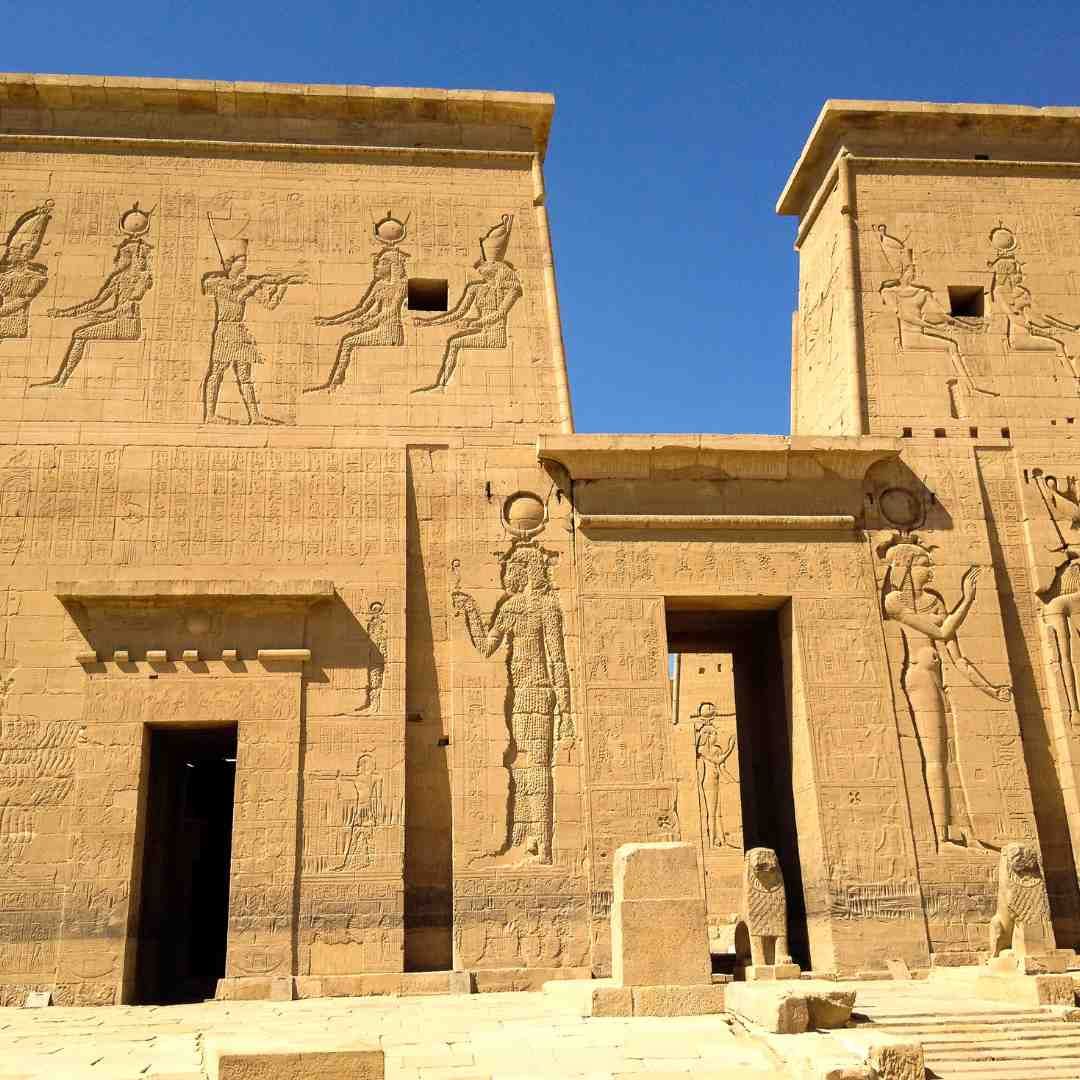 aswan day tour from luxor